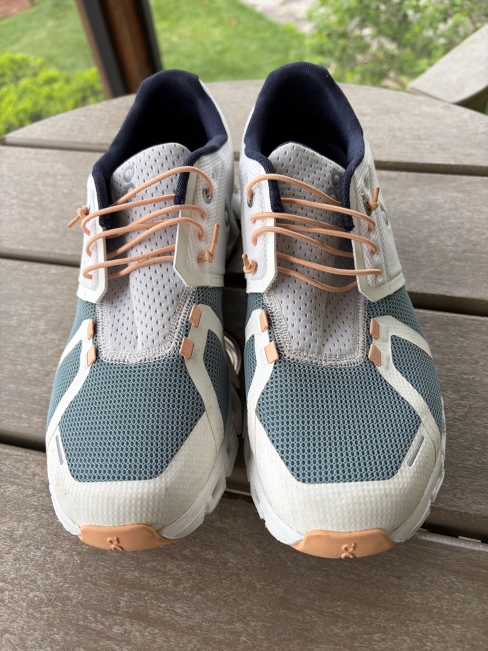 On Clouds women running shoe